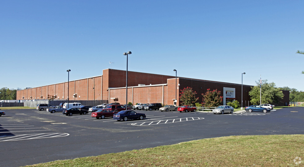 More Photos Of 11266 Enterprise Pky, Ruther Glen Distribution For Lease