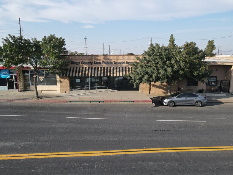 Primary Photo Of 610 W 7th St, Hanford Storefront For Sale