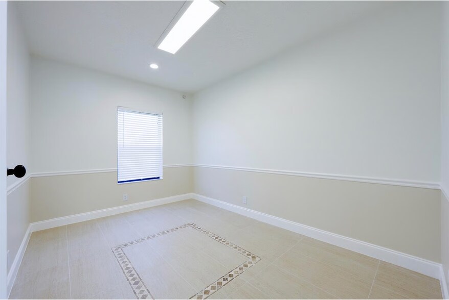 More Photos Of 725 N A1A, Jupiter Office For Lease