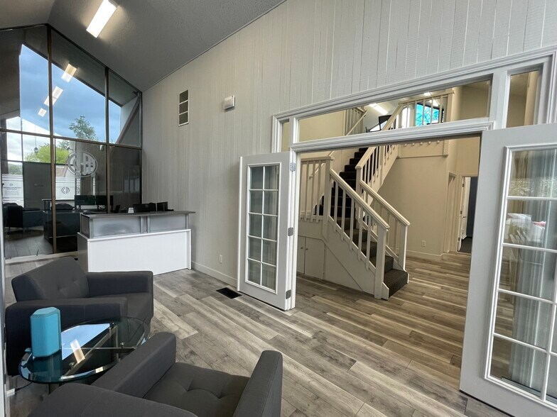 More Photos Of 2001 Jefferson St, Napa Office For Lease