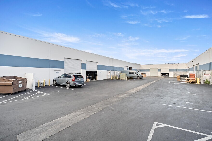 More Photos Of 15336 Valley Blvd, City of Industry Industrial For Lease