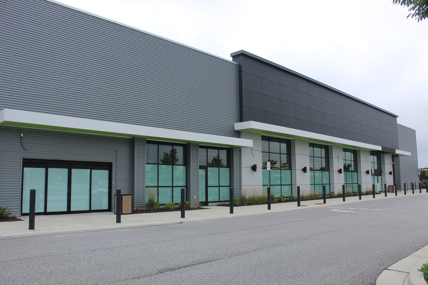 Primary Photo Of 6711 Ritchie Hwy, Glen Burnie General Retail For Lease