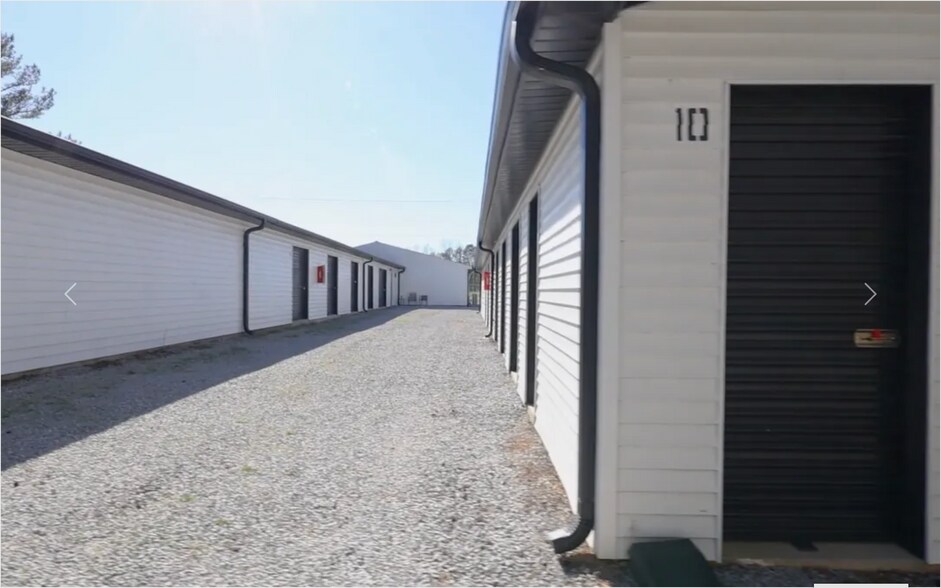 More Photos Of 9582 Heart of Dixie hwy, Arab Self Storage For Sale