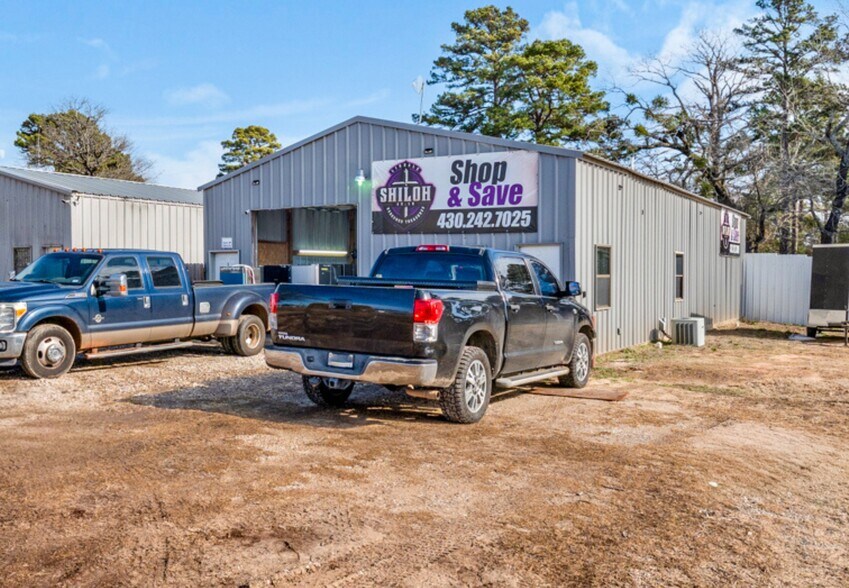 Primary Photo Of 18508 US Highway 69 N, Lindale Warehouse For Sale