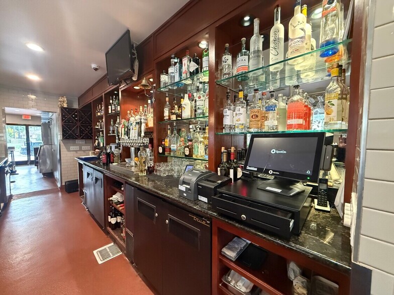 More Photos Of , Ojai General Retail For Sale