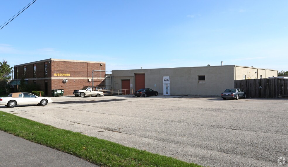 More Photos Of 22N159 Pepper Rd, Lake Barrington Warehouse For Sale