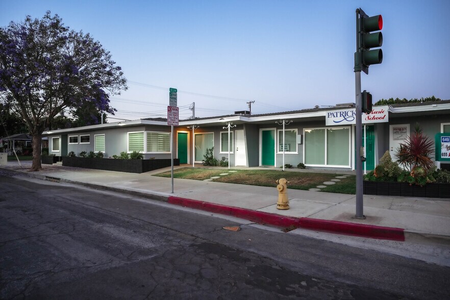 More Photos Of 649-655 W Commonwealth Ave, Fullerton Office For Sale