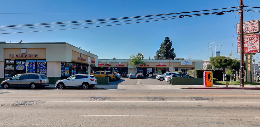 More Photos Of 12500 Vanowen St, North Hollywood General Retail For Lease
