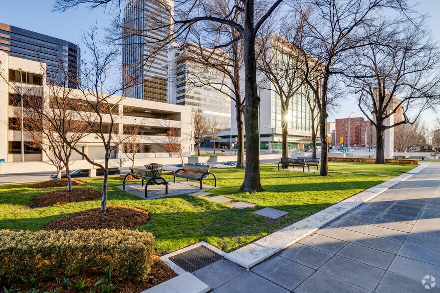 More Photos Of 110 W 7th St S, Tulsa Office For Lease