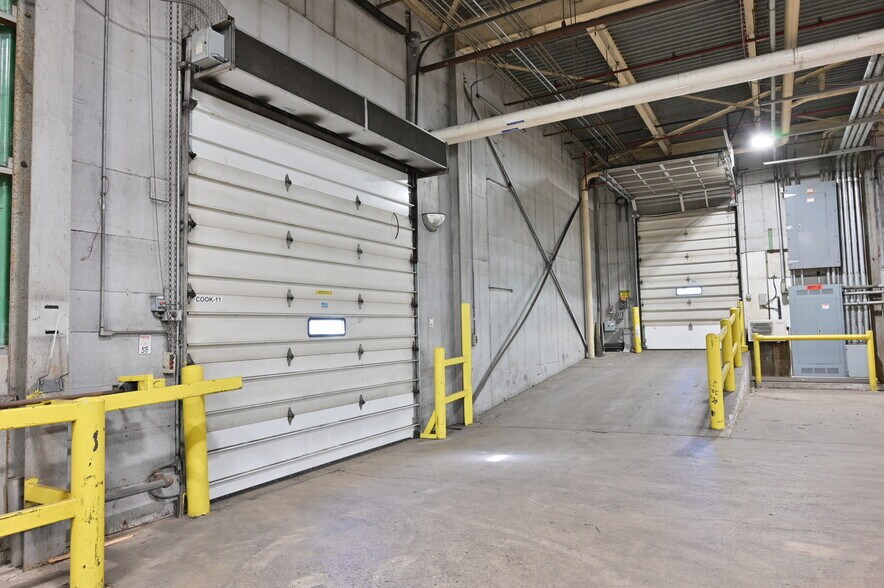 More Photos Of 680 E John St, Markesan Warehouse For Lease