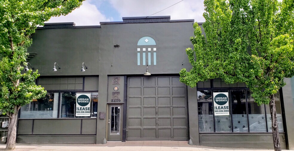 More Photos Of 5008-5026 SE Division St, Portland Storefront For Sale