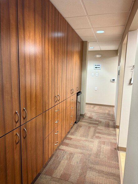 More Photos Of 4414 Regent St, Madison Office For Sale