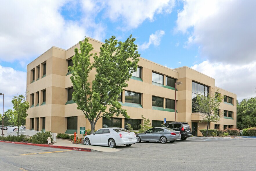 More Photos Of 5401 Norris Canyon Rd, San Ramon Medical For Lease