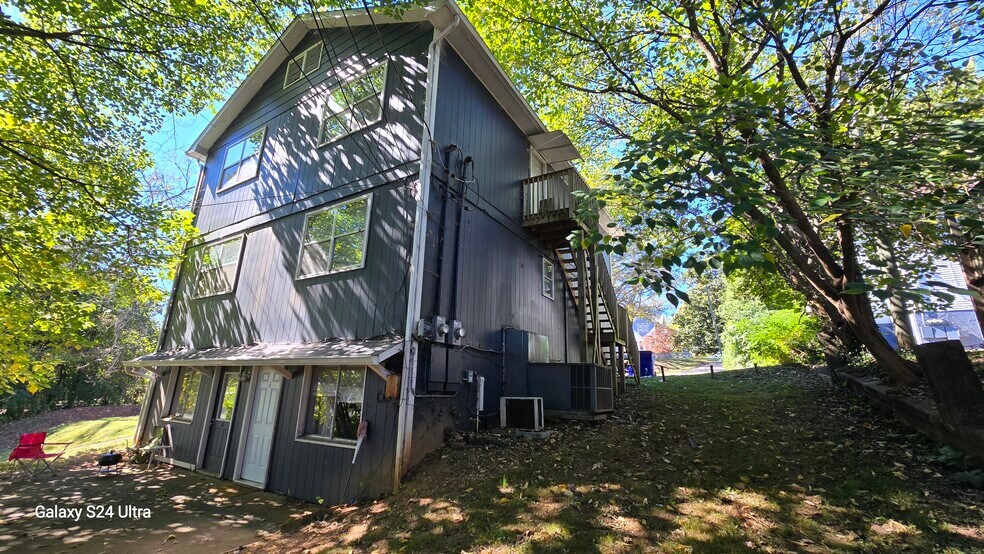 More Photos Of 1412-1418 Armstrong Ave, Knoxville Apartments For Sale