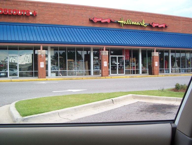 More Photos Of 50 S Blue Angel Pky, Pensacola Storefront For Lease