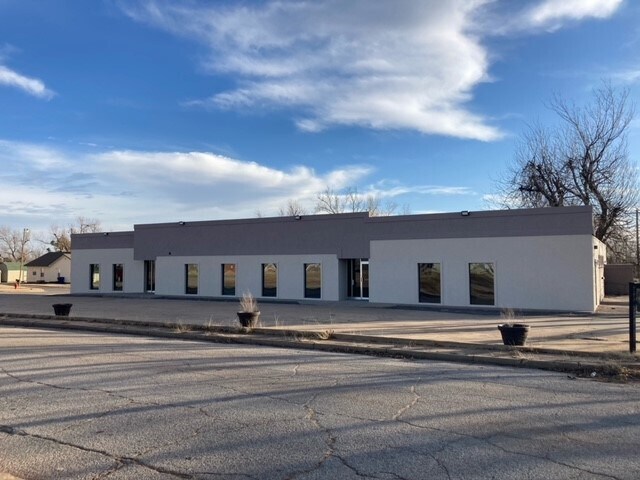 Primary Photo Of 324 N 19th St, Guthrie Office For Lease