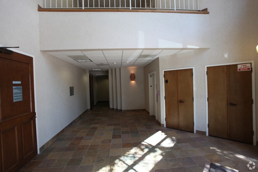 More Photos Of 3695 Alamo St, Simi Valley Medical For Lease