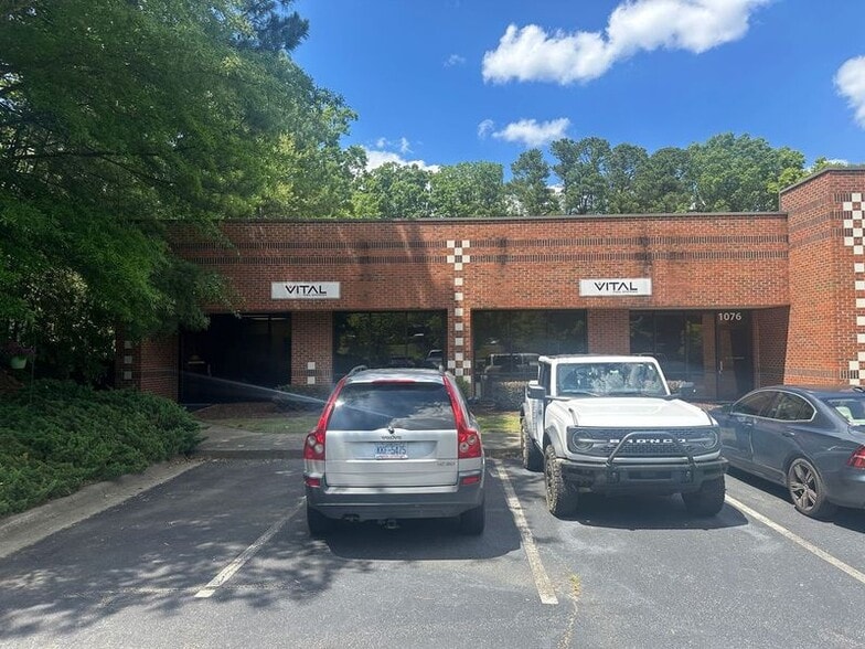 More Photos Of 1070-1078 Classic Rd, Apex Flex For Lease