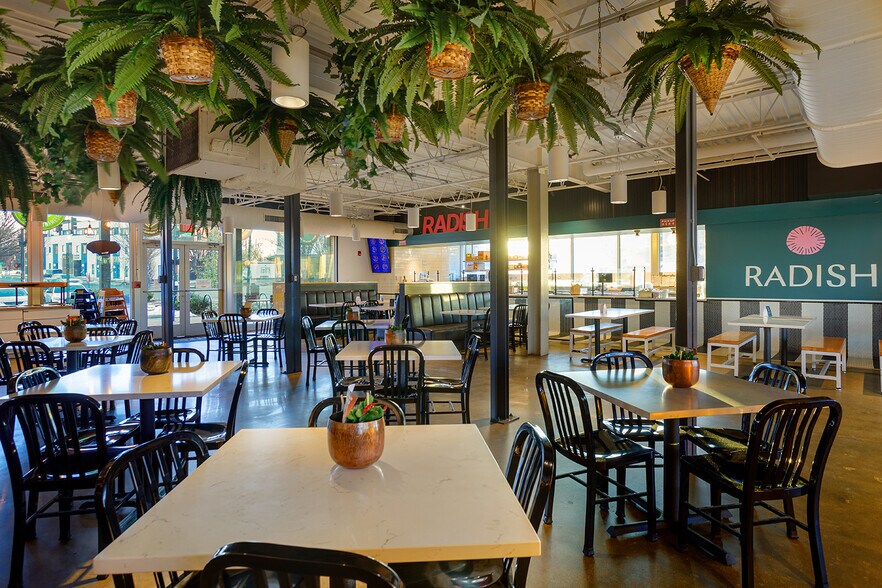 More Photos Of 975 Main St, Nashville Restaurant For Sale