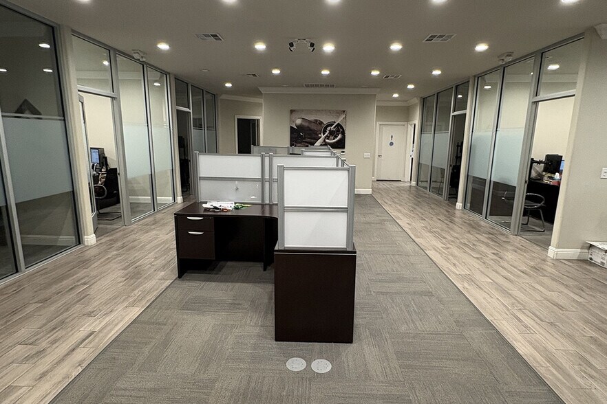 More Photos Of 2491 W Shaw Ave, Fresno Office For Sale