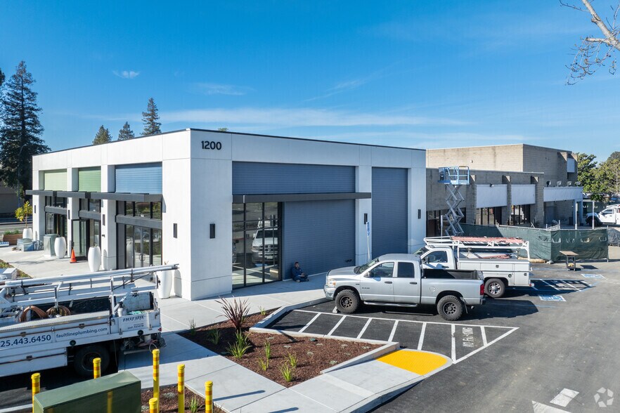 More Photos Of 1300-1380 Fairmont Dr, San Leandro Unknown For Lease