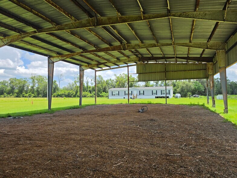 More Photos Of 10050 Harvest Ln, Glen St Mary Land For Sale
