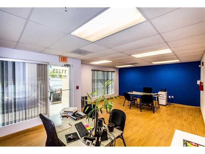 More Photos Of 11379-11399 NW 122nd St, Medley Warehouse For Sale