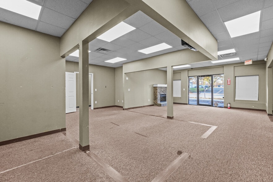 More Photos Of 495 Central Ave, Seekonk Medical For Lease