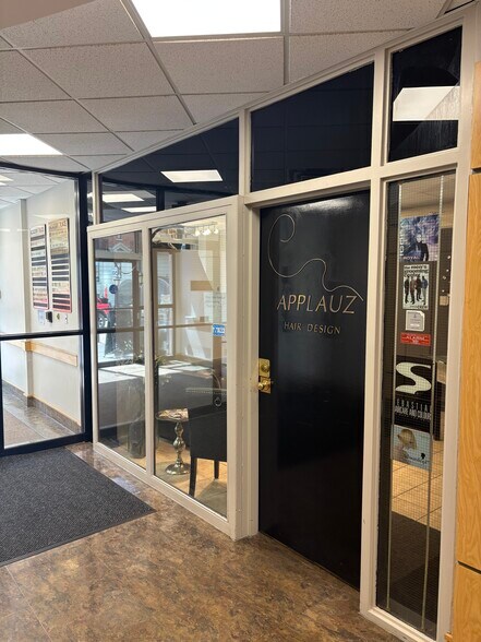 More Photos Of 11520 100 Av NW, Edmonton Apartments For Sale