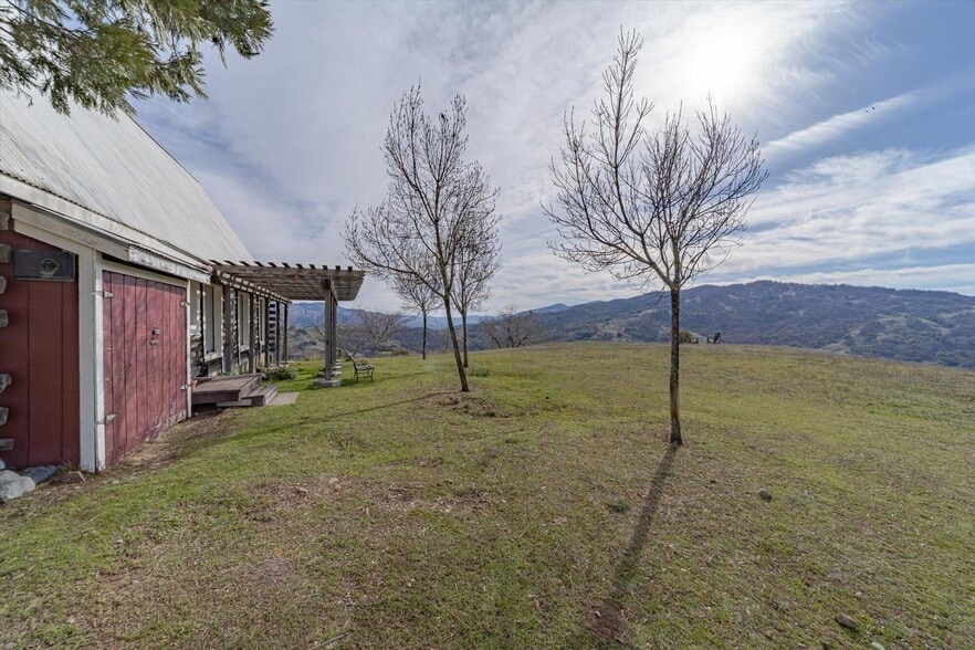 More Photos Of 220 Harmony Ln, Garberville Specialty For Sale