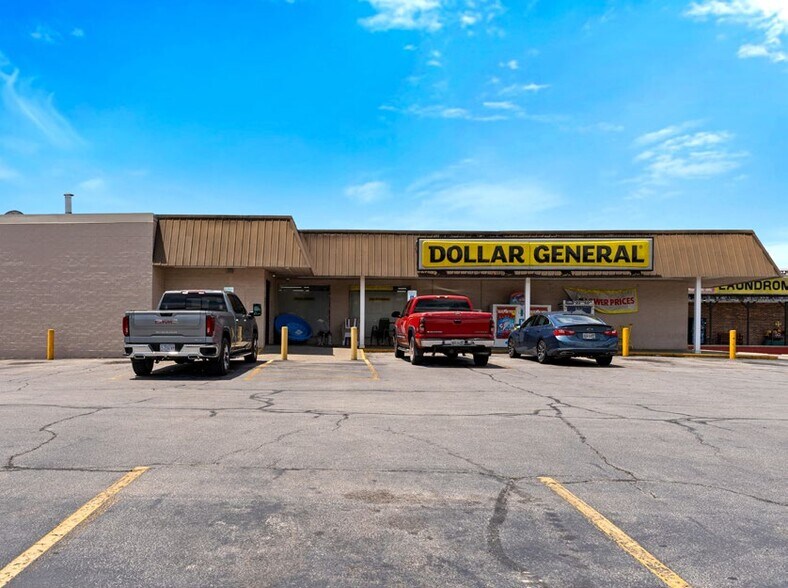 More Photos Of 403 Jack Roush Way, Manchester Convenience Store For Sale