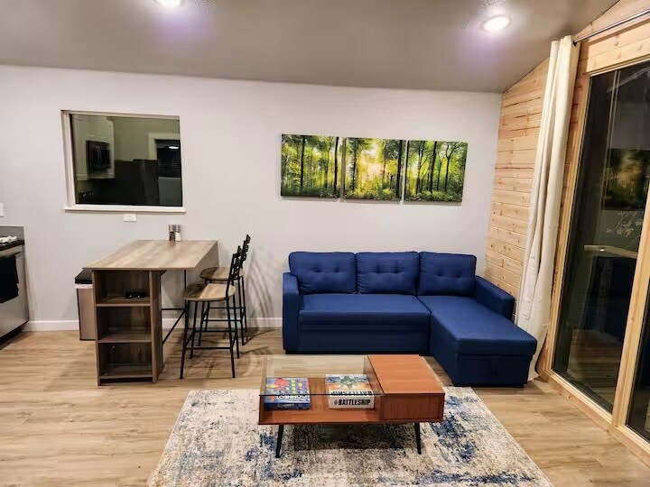 More Photos Of 6159 Crestview Dr, Athens Specialty For Sale