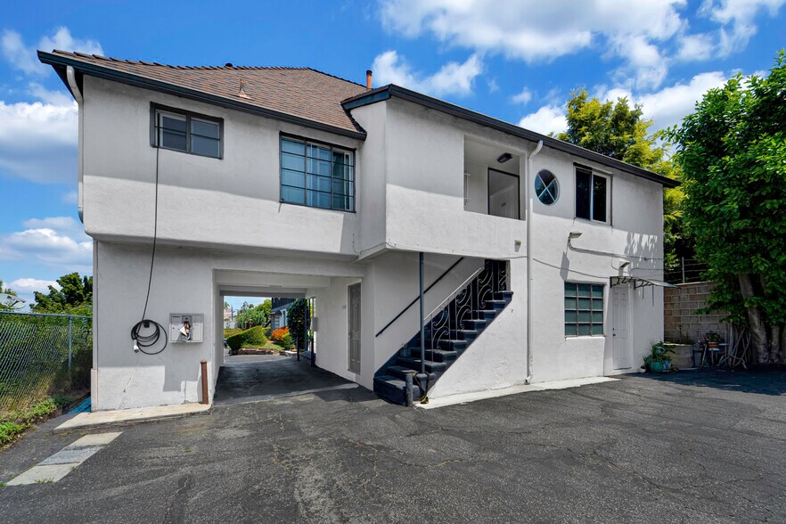 More Photos Of 2556-2664 1/2 W 5th St, Los Angeles Apartments For Sale