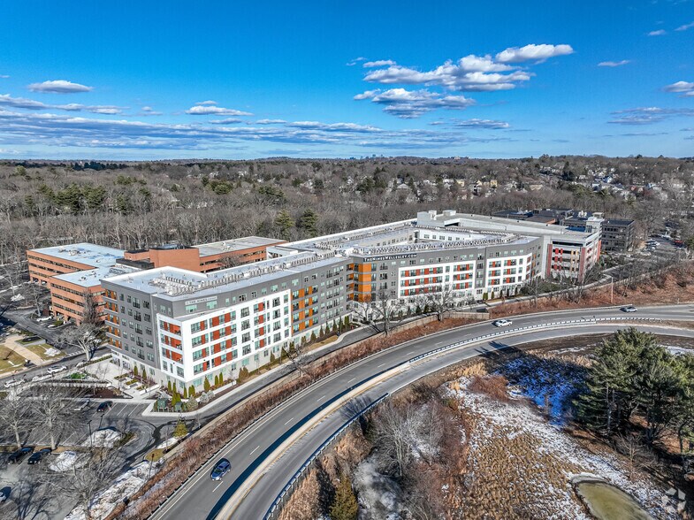 More Photos Of 40 William St, Wellesley Apartments For Lease