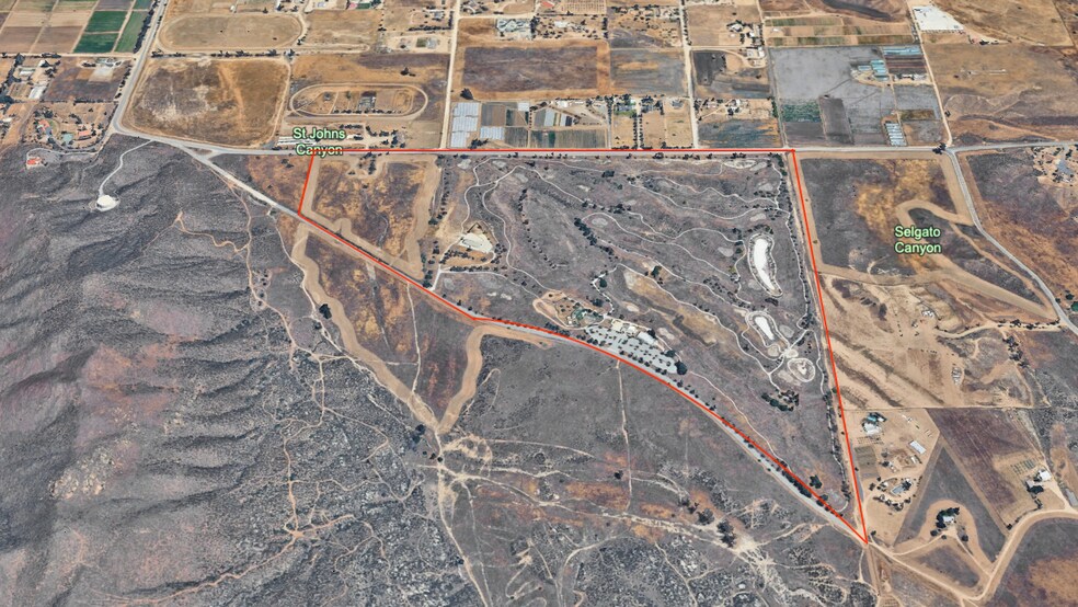 More Photos Of 31220 Sage Rd, Hemet Golf Course Driving Range For Sale