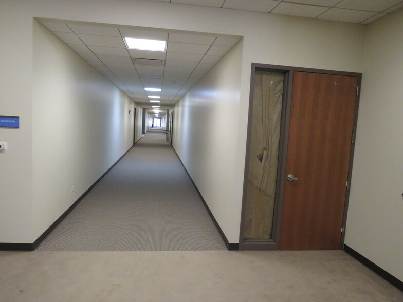 More Photos Of 7000 Caton Farm Rd, Plainfield Medical For Lease