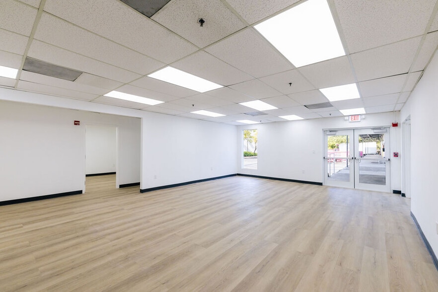 More Photos Of 4200 N 29th Ave, Hollywood Unknown For Lease