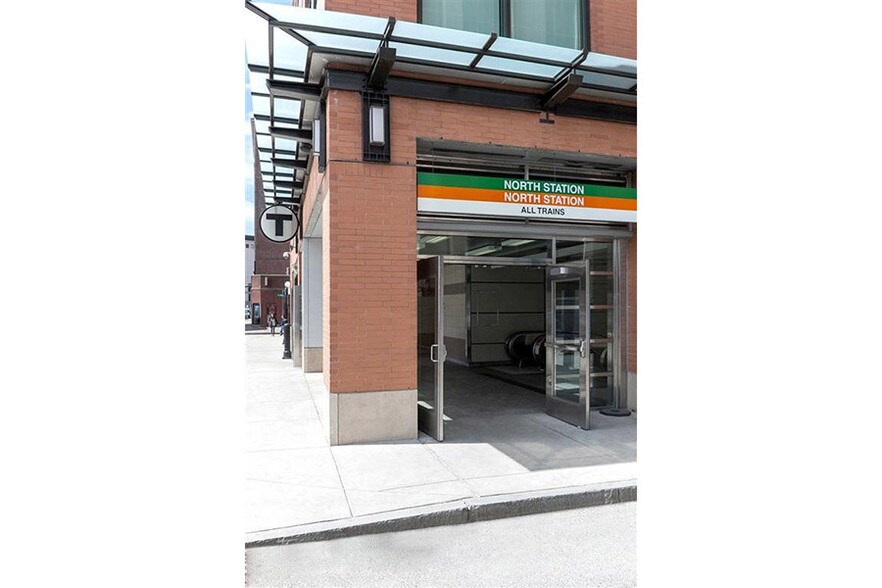 More Photos Of 110 Beverly St, Boston Apartments For Lease