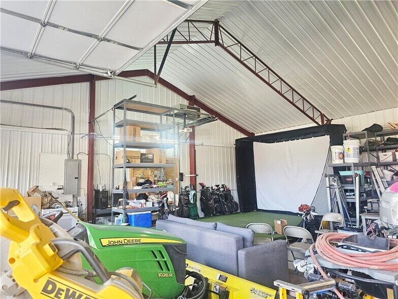 More Photos Of 544 Green Tree Rd, Kittanning Office For Sale