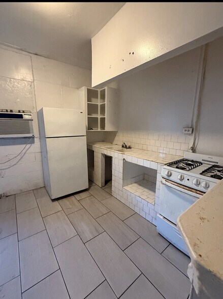 More Photos Of 8019 Richards St, Houston Flex For Sale