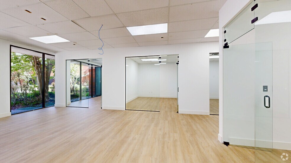 Photo of 1st Floor Ste 116 - Suite for 6