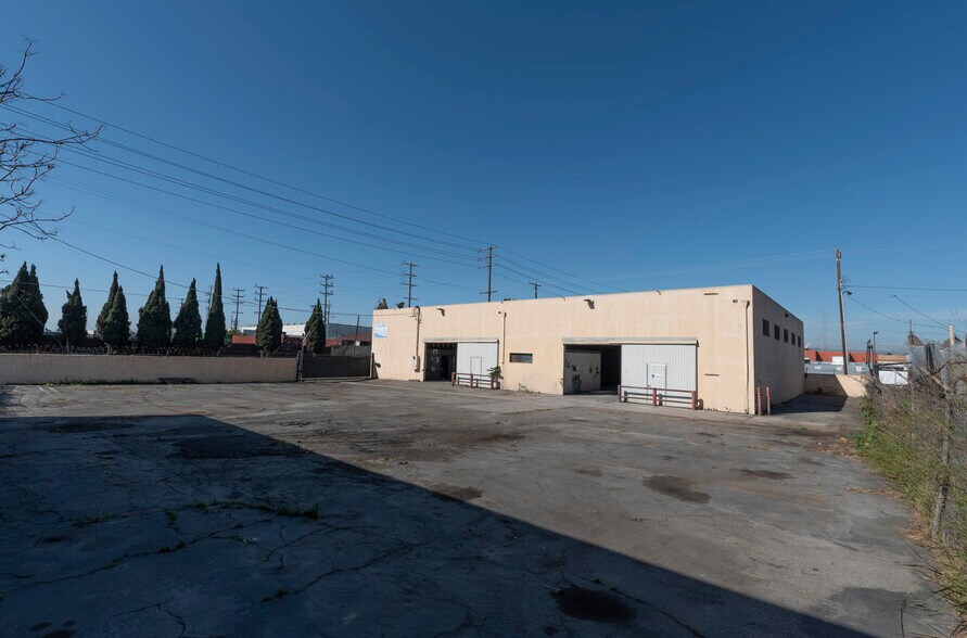 More Photos Of 1003 E G St, Wilmington Warehouse For Lease