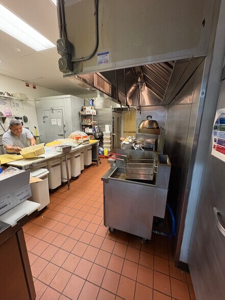 More Photos Of 528 NJ-15, Sparta General Retail For Sale