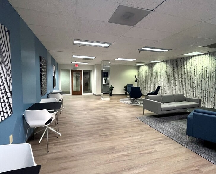 More Photos Of 2810 N Parham Rd, Richmond Medical For Lease