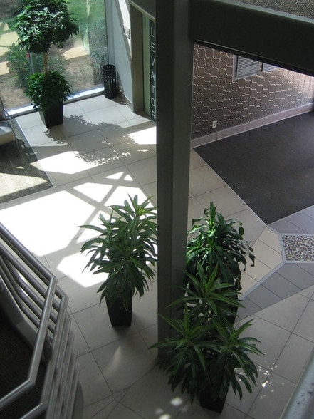 More Photos Of 3290 Dauphin St, Mobile Medical For Lease