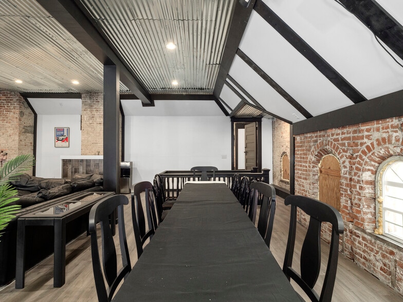 More Photos Of 200 Lincoln Ave, Pittsburgh Storefront Retail Office For Lease