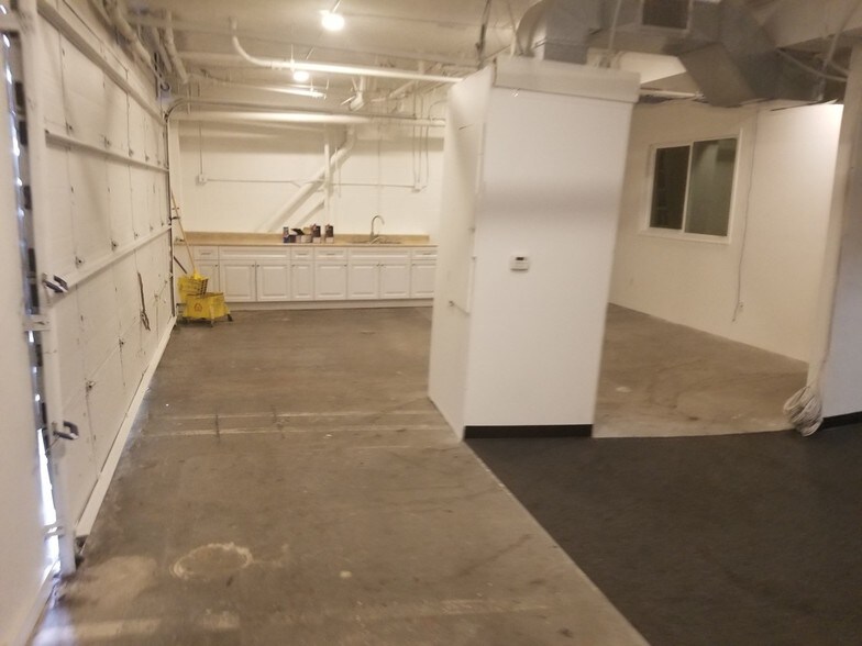 More Photos Of 7519-7521 Melrose Ave, Los Angeles Storefront Retail Office For Sale