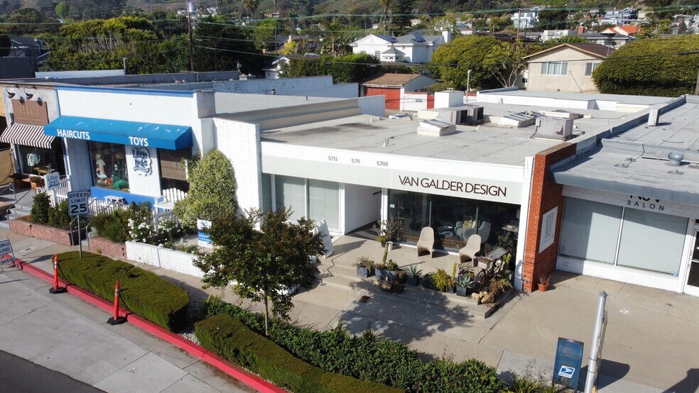 More Photos Of 5709-5713 La Jolla Blvd, La Jolla Storefront For Lease