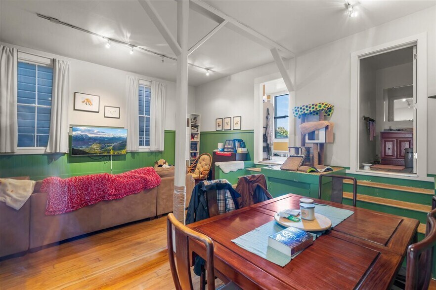 More Photos Of 19 Joost Ave, San Francisco Multifamily For Sale