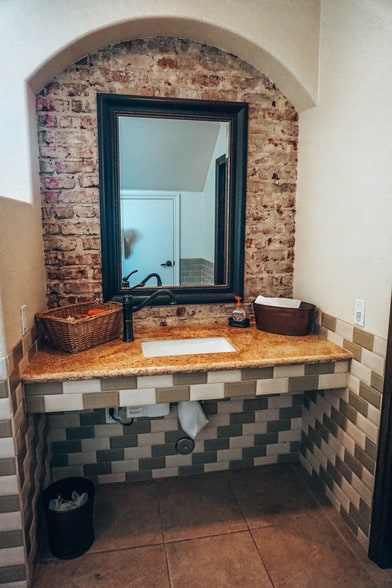 More Photos Of 1321 Sartori Ave, Torrance Storefront Retail Office For Lease